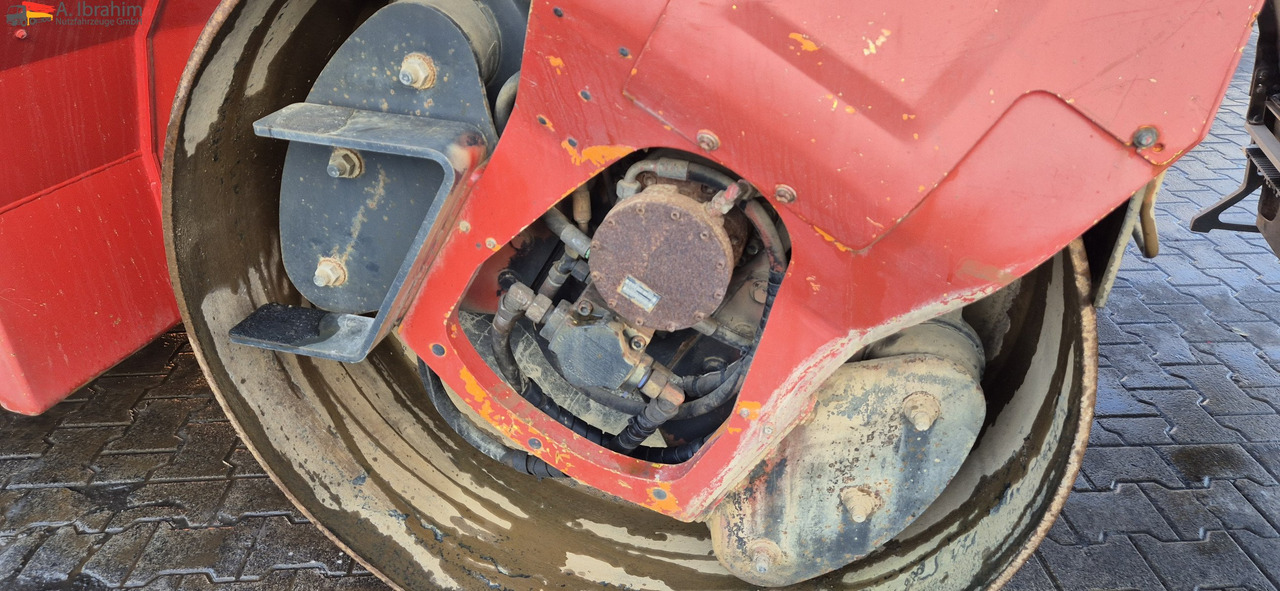 Bomag BW 174 AD2 | 12 t | Splitstreuer | Vibrator | Voll funktionsfähig - Veltnis: foto 4 Bomag BW 174 AD2 | 12 t | Splitstreuer | Vibrator | Voll funktionsfähig - Veltnis: foto 4