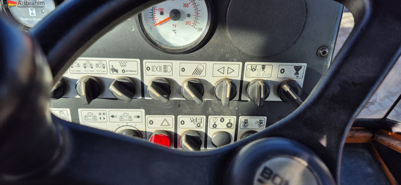 Bomag BW 174 AD2 | 12 t | Splitstreuer | Vibrator | Voll funktionsfähig - Veltnis: foto 5 Bomag BW 174 AD2 | 12 t | Splitstreuer | Vibrator | Voll funktionsfähig - Veltnis: foto 5