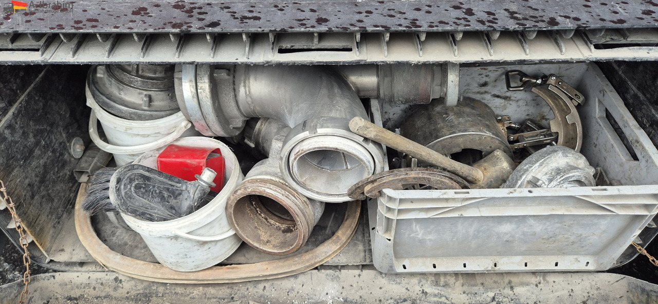 Feldbinder KIP 57.3 Kippsilo | 57 m³ | Scheibenbremse | 1 Kammer | 24V Bordhydraulik - Silosa puspiekabe: foto 3 Feldbinder KIP 57.3 Kippsilo | 57 m³ | Scheibenbremse | 1 Kammer | 24V Bordhydraulik - Silosa puspiekabe: foto 3