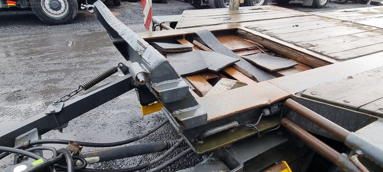 Goldhofer TU-L 3-24/80 Tieflader 10.00 m Ladefläche - Piekabe zema profila platforma: foto 2 Goldhofer TU-L 3-24/80 Tieflader 10.00 m Ladefläche - Piekabe zema profila platforma: foto 2