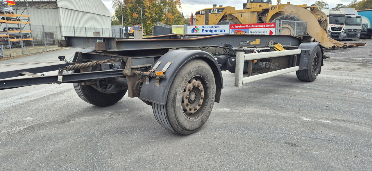 Hueffermann HSA 1870 mit Schlitten Zustand normal - Multilift/ Būvgružu konteinera piekabe: foto 1 Hueffermann HSA 1870 mit Schlitten Zustand normal - Multilift/ Būvgružu konteinera piekabe: foto 1