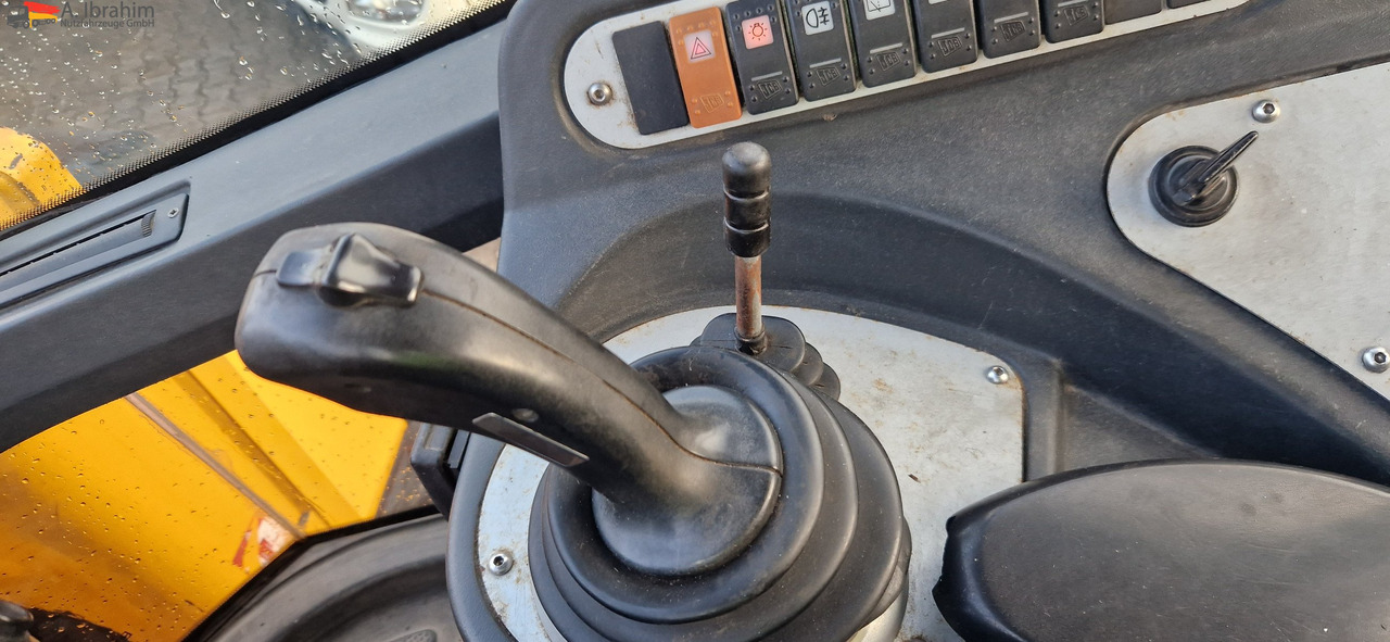 JCB 436Z Hochkippschaufel Wandler neu, Ölpumpe neu - Riteņu iekrāvējs: foto 3 JCB 436Z Hochkippschaufel Wandler neu, Ölpumpe neu - Riteņu iekrāvējs: foto 3