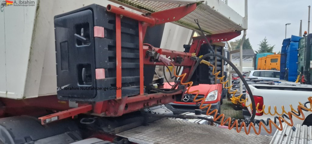 Kempf SKM 35/3 33 cbm Liftachse, Trommelbremse - Puspiekabe pašizgāzējs: foto 2 Kempf SKM 35/3 33 cbm Liftachse, Trommelbremse - Puspiekabe pašizgāzējs: foto 2