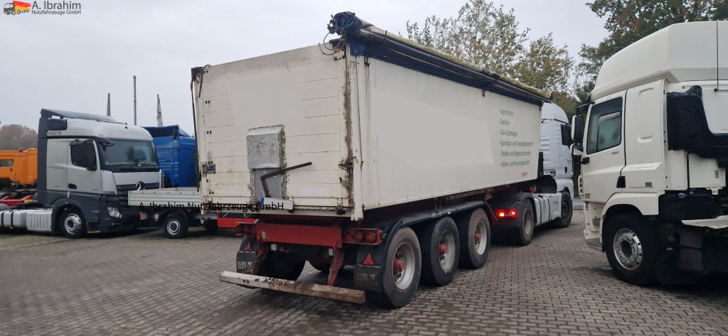 Kempf SKM 35/3 33 cbm Liftachse, Trommelbremse - Puspiekabe pašizgāzējs: foto 1 Kempf SKM 35/3 33 cbm Liftachse, Trommelbremse - Puspiekabe pašizgāzējs: foto 1