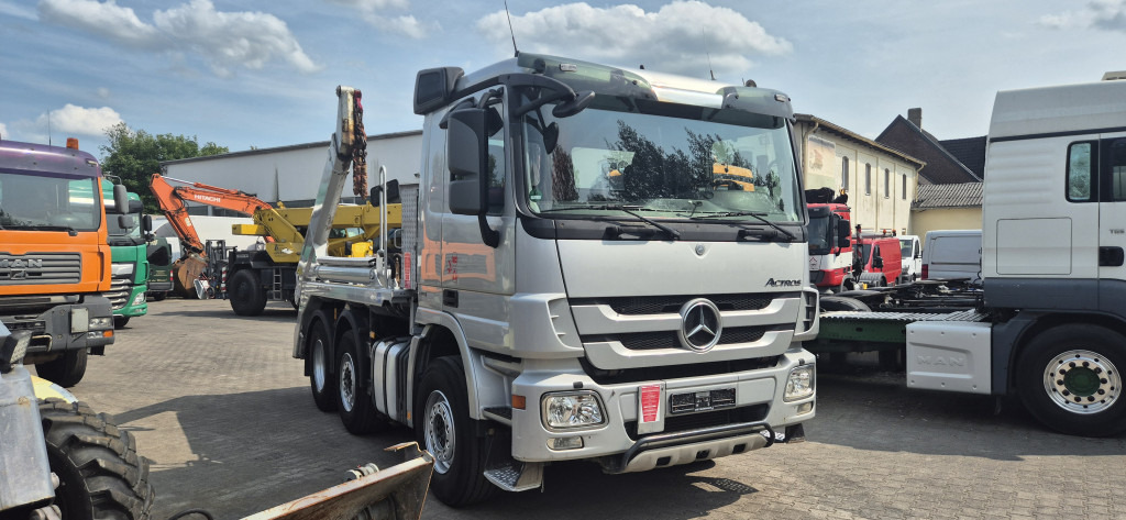 Mercedes-Benz 2544 L Meiller Absetzkipper 6x2, Vorlauf-Lenkachse līzingu Mercedes-Benz 2544 L Meiller Absetzkipper 6x2, Vorlauf-Lenkachse: foto 9