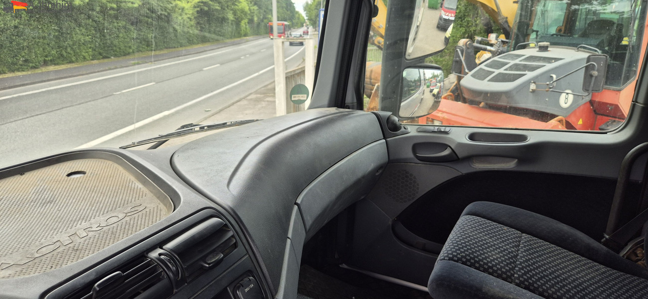 Mercedes-Benz 2546 L Meiller Absetzkipper 6x2, Vorlauf-Lenkachse, mp3 - Būvgružu konteineru vedējs: foto 2 Mercedes-Benz 2546 L Meiller Absetzkipper 6x2, Vorlauf-Lenkachse, mp3 - Būvgružu konteineru vedējs: foto 2