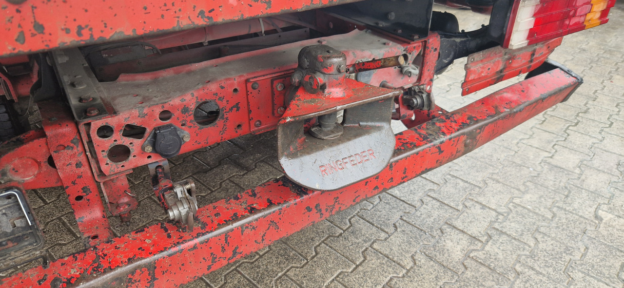 Mercedes-Benz 615D Doka Pritsche, Zustand gut - Automašīna ar kravas platformu, Kravas-pasažieru furgons: foto 4 Mercedes-Benz 615D Doka Pritsche, Zustand gut - Automašīna ar kravas platformu, Kravas-pasažieru furgons: foto 4
