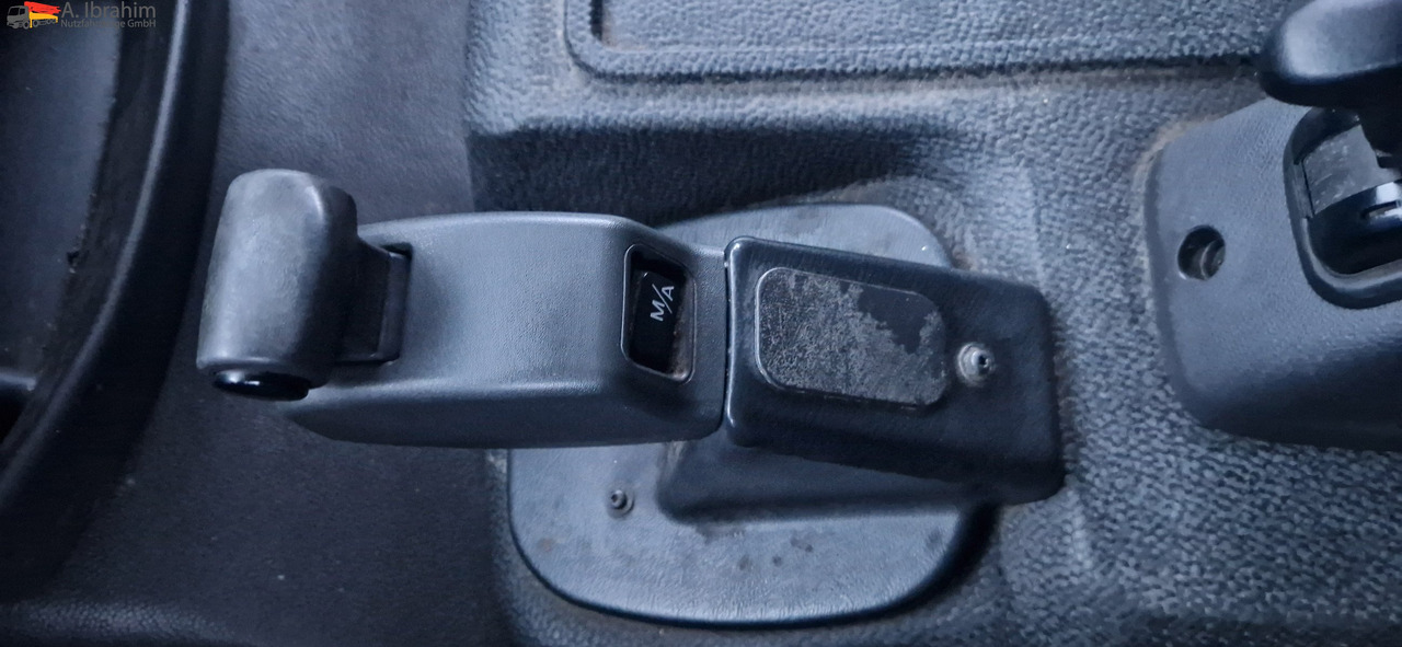 Mercedes-Benz 816 Koffer, LBW - Furgons ar slēgtā virsbūve: foto 3 Mercedes-Benz 816 Koffer, LBW - Furgons ar slēgtā virsbūve: foto 3