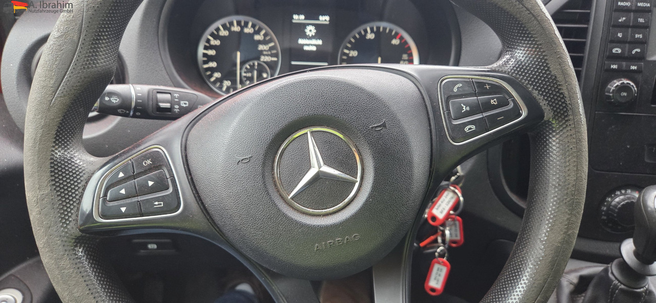 Mercedes-Benz Vito Tourer BF 3-GST Zeichen Anlage 3050 kg zzGw - Tirdzniecības kravas automašīna: foto 5 Mercedes-Benz Vito Tourer BF 3-GST Zeichen Anlage 3050 kg zzGw - Tirdzniecības kravas automašīna: foto 5