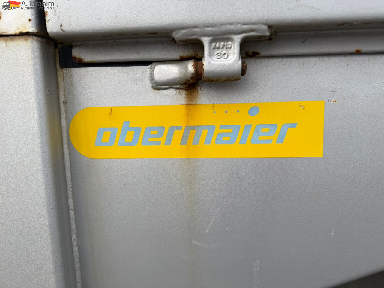 Obermaier TUE110 SDAH Tieflader | | Trommelbremse | Rampen | 7.2 Plattform | Stützfuß vorne - Piekabe zema profila platforma: foto 2 Obermaier TUE110 SDAH Tieflader | | Trommelbremse | Rampen | 7.2 Plattform | Stützfuß vorne - Piekabe zema profila platforma: foto 2