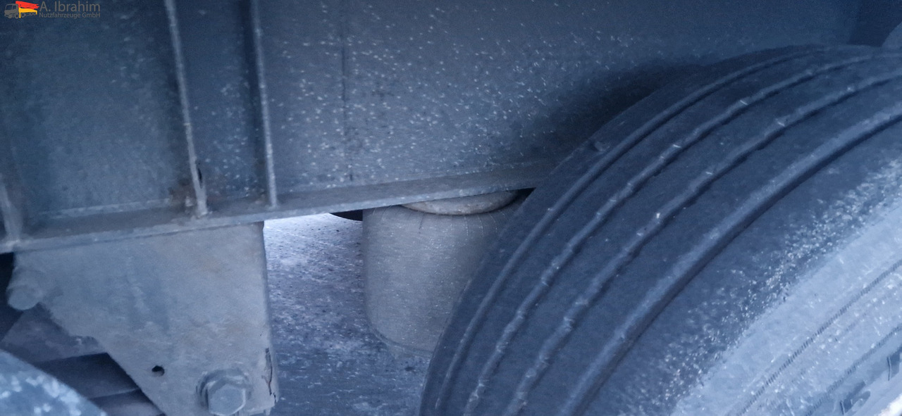 Schmitz SKO 24 Citysattel, 3. Achse zwangsgelenkt Frigoblock - Puspiekabe: foto 4 Schmitz SKO 24 Citysattel, 3. Achse zwangsgelenkt Frigoblock - Puspiekabe: foto 4