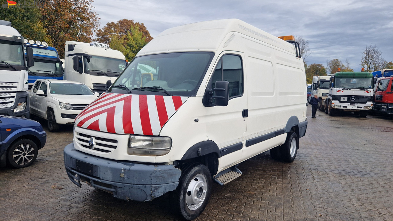 Renault 52AF, zwillingsbereift 2.8 nicht neu, aber läuft, - Kravas mikroautobuss: foto 1 Renault 52AF, zwillingsbereift 2.8 nicht neu, aber läuft, - Kravas mikroautobuss: foto 1