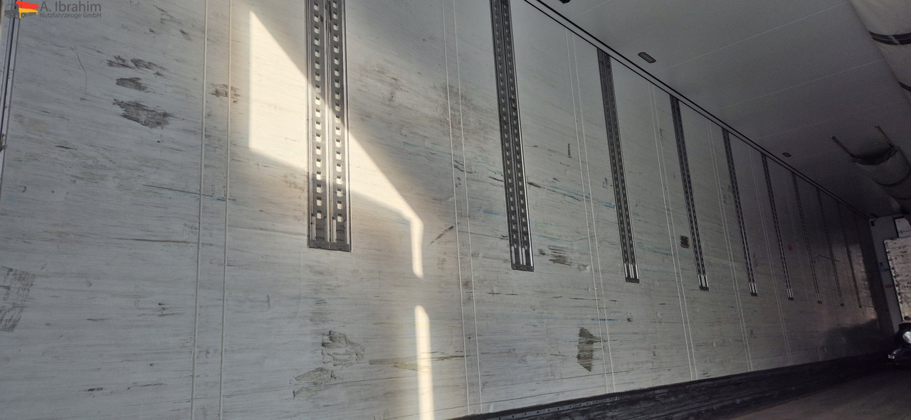 Schmitz SKO24 Carrier Vector 1550 reparierter Schaden Stütze links - Puspiekabe refrižerators: foto 4 Schmitz SKO24 Carrier Vector 1550 reparierter Schaden Stütze links - Puspiekabe refrižerators: foto 4