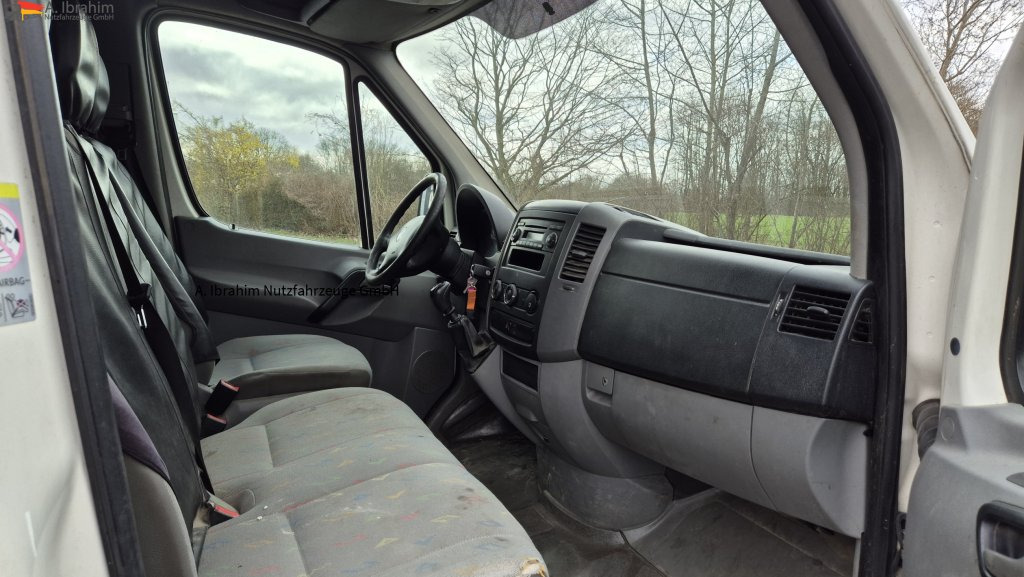 VW Crafter 2.5 Diesel Zahnriemen, Wasserpumpe (neu) - Kravas mikroautobuss: foto 3 VW Crafter 2.5 Diesel Zahnriemen, Wasserpumpe (neu) - Kravas mikroautobuss: foto 3