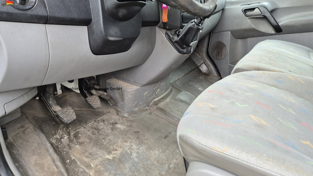 VW Crafter 2.5 Diesel Zahnriemen, Wasserpumpe (neu) - Kravas mikroautobuss: foto 4 VW Crafter 2.5 Diesel Zahnriemen, Wasserpumpe (neu) - Kravas mikroautobuss: foto 4