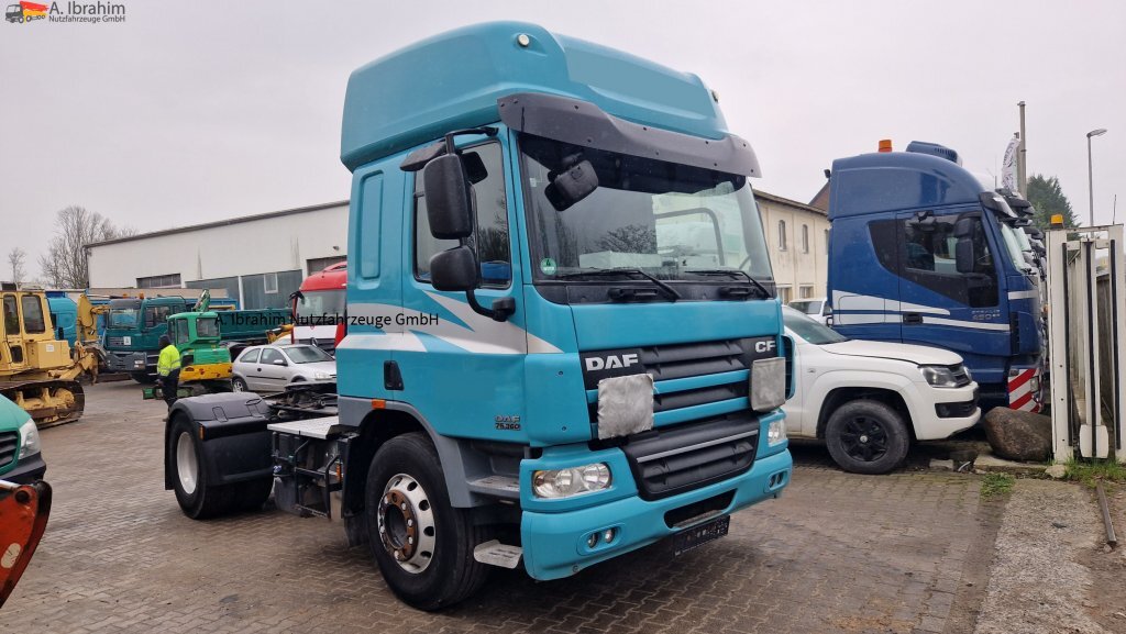 Daf FT CF 2x Nebenantrieb, Kipphydraulik deutsches Fahrzeug, fehlerfrei im Display - Vilcējs: foto 4 Daf FT CF 2x Nebenantrieb, Kipphydraulik deutsches Fahrzeug, fehlerfrei im Display - Vilcējs: foto 4