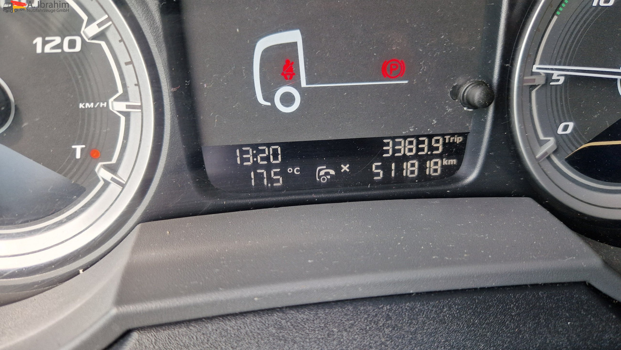 Daf XF480 2x Tank, Retarder, Standklima Topzustand, fehlerfrei im Display - Vilcējs: foto 4 Daf XF480 2x Tank, Retarder, Standklima Topzustand, fehlerfrei im Display - Vilcējs: foto 4