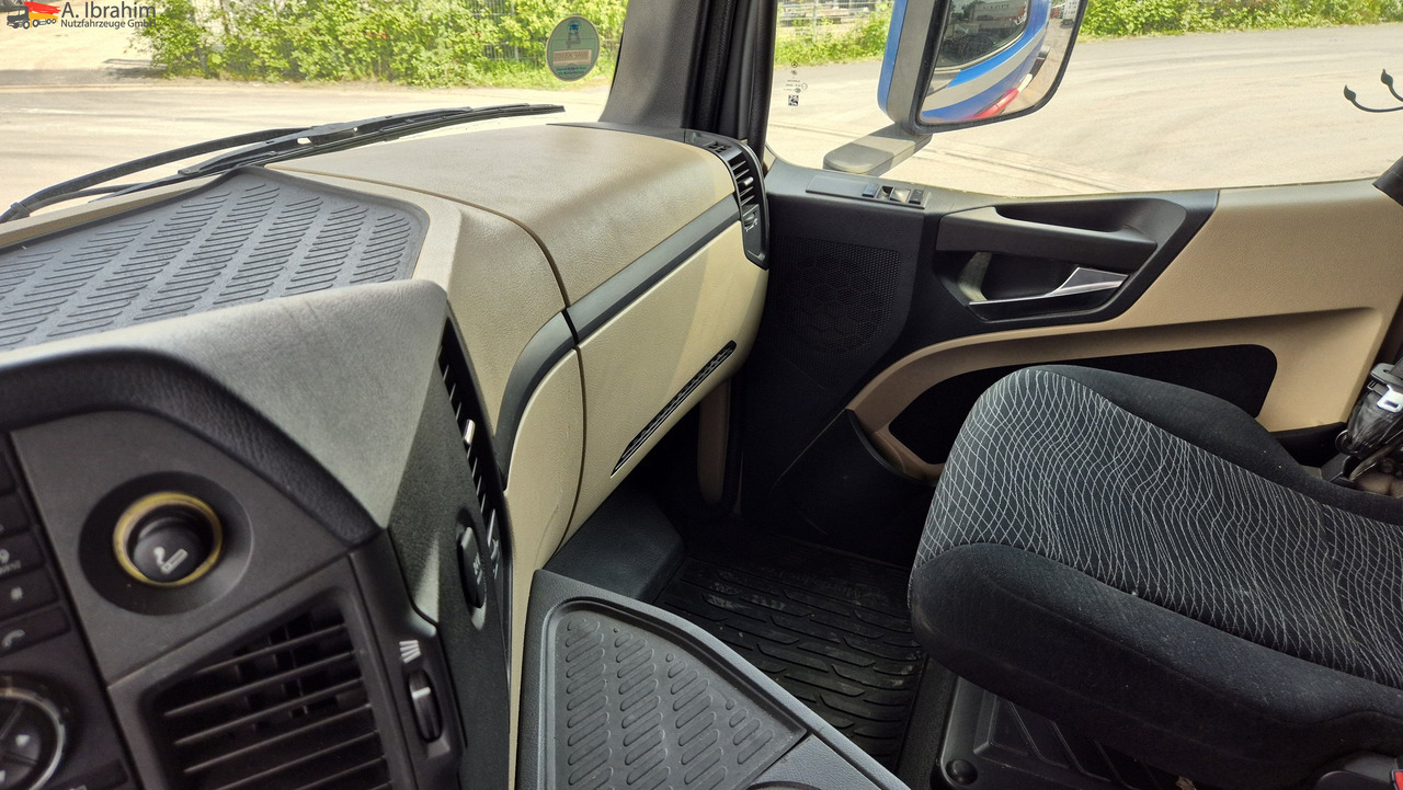 Vilcējs Mercedes-Benz 1843 DB 1843 mit PTU für Kompressor: foto 15