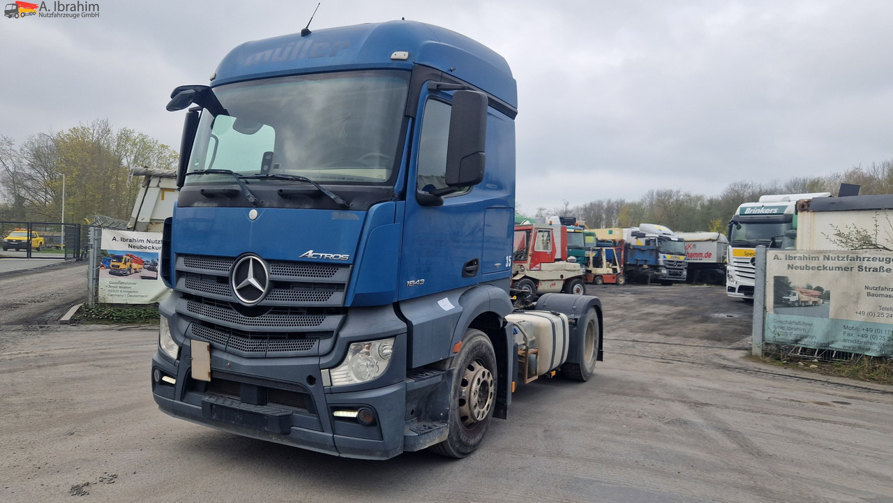 Mercedes-Benz 1843 Kipphydraulik, Standklima - Vilcējs: foto 1 Mercedes-Benz 1843 Kipphydraulik, Standklima - Vilcējs: foto 1