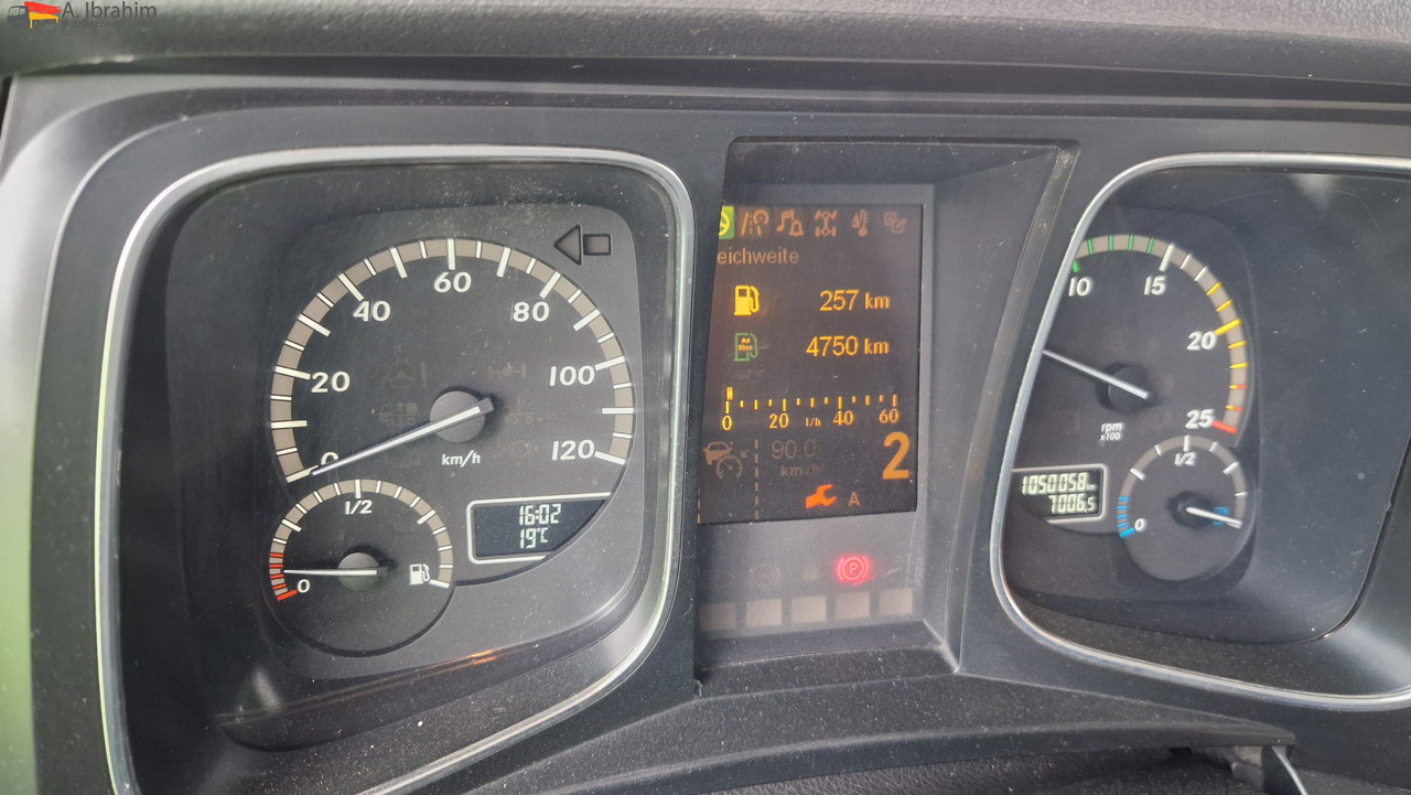 Mercedes-Benz DB 1842, Kipphydraulik - Vilcējs: foto 2 Mercedes-Benz DB 1842, Kipphydraulik - Vilcējs: foto 2