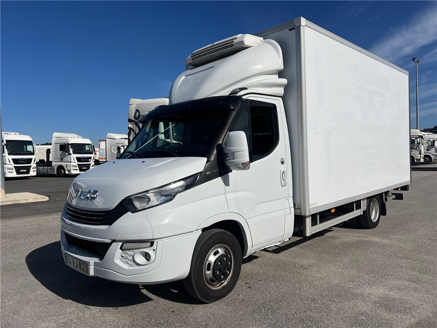Iveco daily 35-180 - Komercauto refrižerators: foto 1 Iveco daily 35-180 - Komercauto refrižerators: foto 1