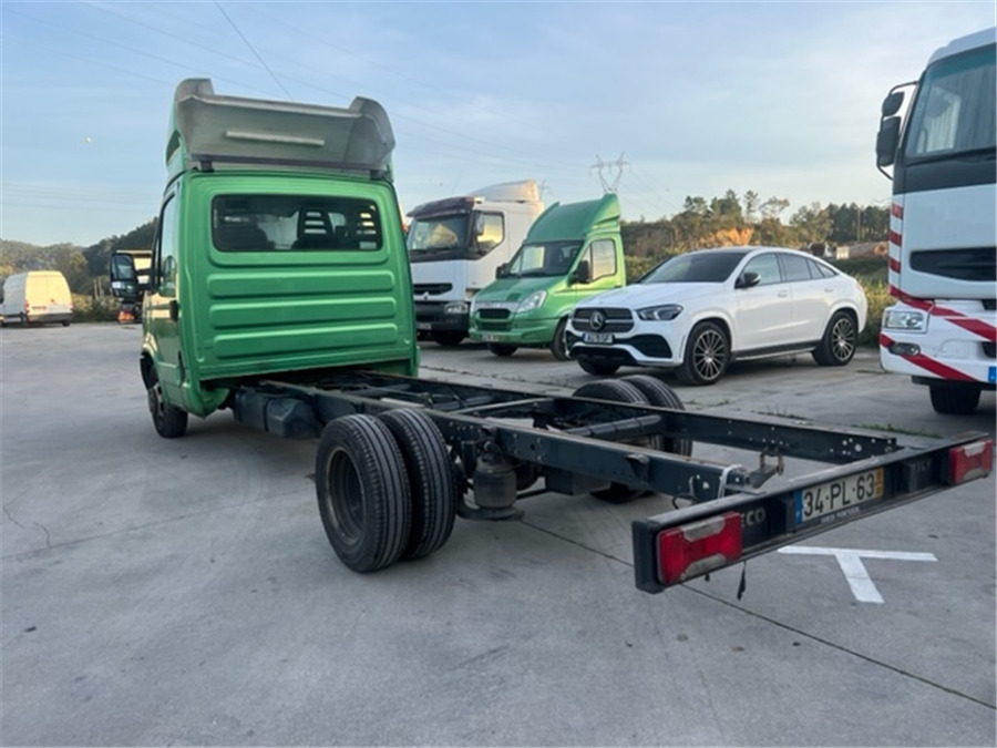 Iveco 35C17 - Komercauto: foto 4 Iveco 35C17 - Komercauto: foto 4