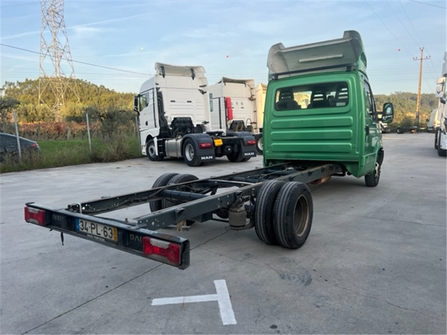 Iveco 35C17 - Komercauto: foto 3 Iveco 35C17 - Komercauto: foto 3