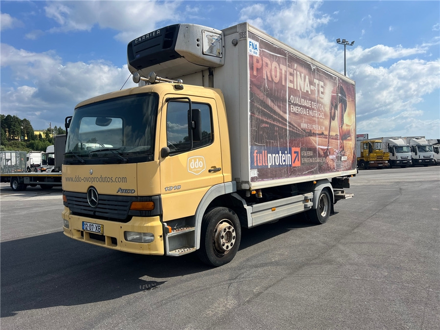 MERCEDES-BENZ 1318 - Kravas automašīna refrižerators: foto 1 MERCEDES-BENZ 1318 - Kravas automašīna refrižerators: foto 1