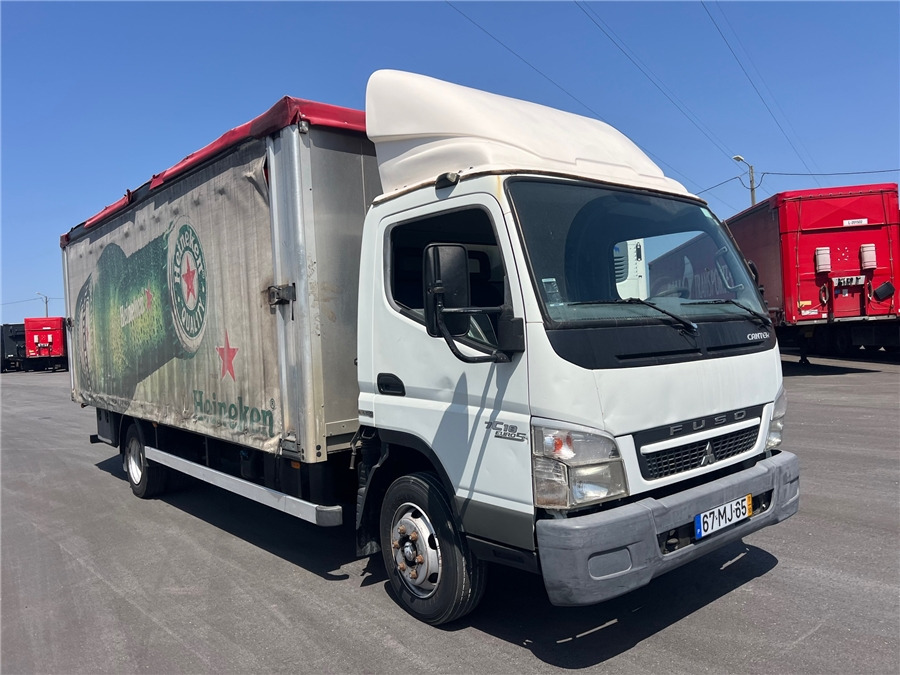 Mitsubishi 7C18 - Kravas automašīna ar tentu: foto 3 Mitsubishi 7C18 - Kravas automašīna ar tentu: foto 3