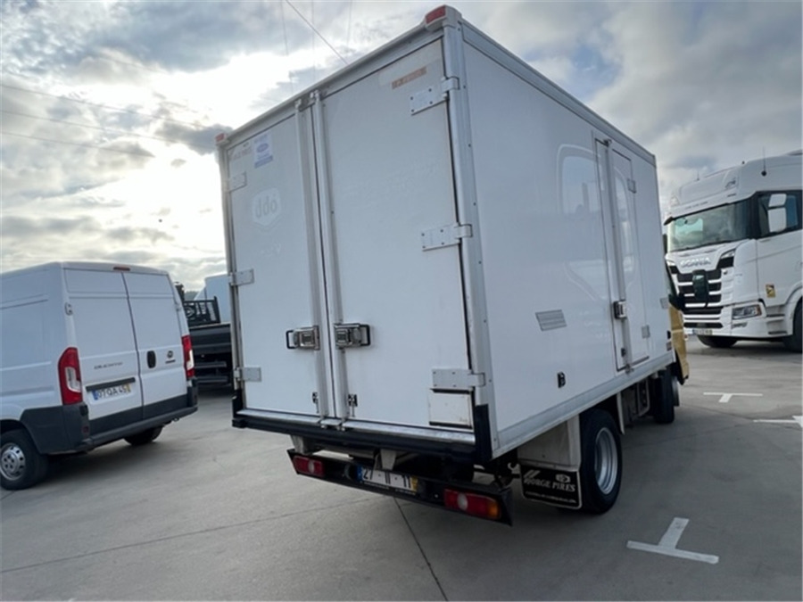 Mitsubishi Canter - Komercauto refrižerators: foto 3 Mitsubishi Canter - Komercauto refrižerators: foto 3