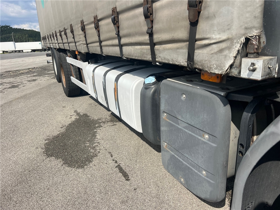Kravas automašīna ar tentu Renault PREMIUM 370: foto 19
