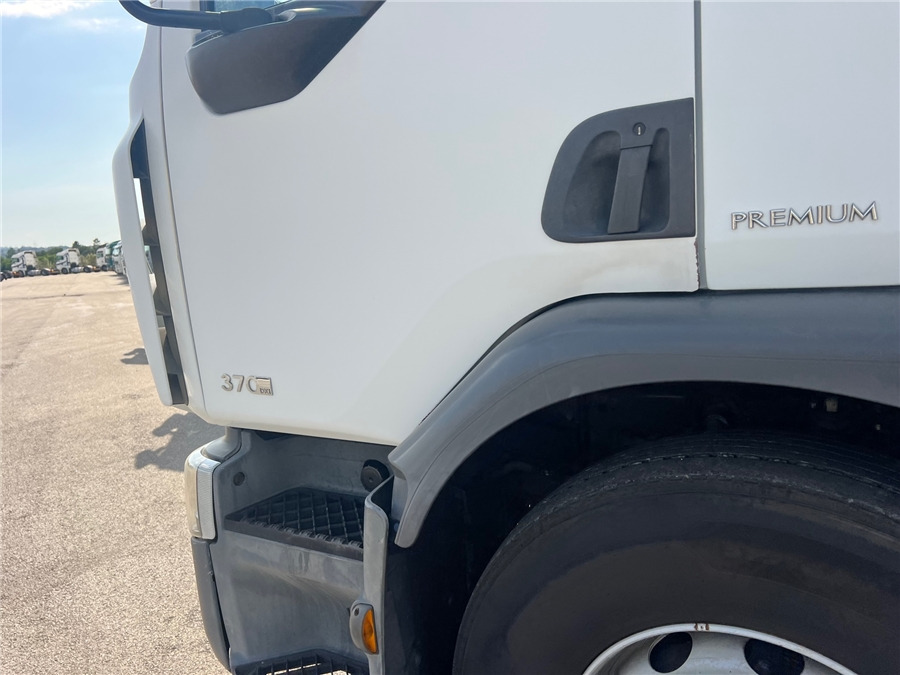 Kravas automašīna ar tentu Renault PREMIUM 370: foto 16