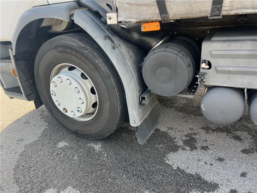 Kravas automašīna ar tentu Renault PREMIUM 370: foto 17