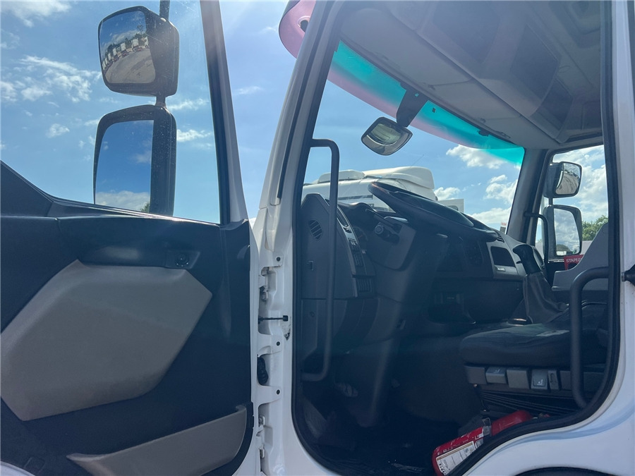 Kravas automašīna ar tentu Renault PREMIUM 370: foto 8