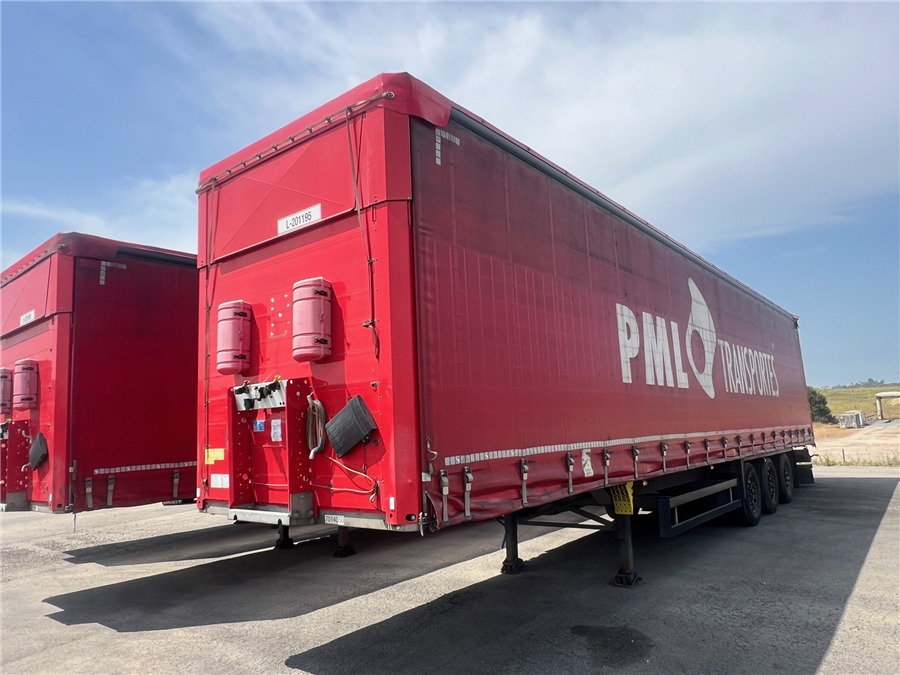 SCHMITZ CARGOBULL SCB-S3T TETO ELEVAR - Tenta puspiekabe: foto 2 SCHMITZ CARGOBULL SCB-S3T TETO ELEVAR - Tenta puspiekabe: foto 2
