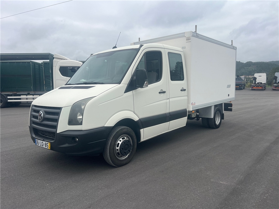 VOLKSWAGEN CRAFTER - Furgons ar slēgtā virsbūve, Kravas-pasažieru furgons: foto 1 VOLKSWAGEN CRAFTER - Furgons ar slēgtā virsbūve, Kravas-pasažieru furgons: foto 1