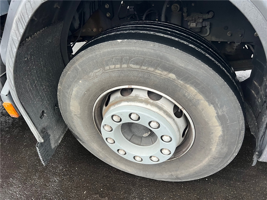 Kravas automašīna ar tentu Volvo FE 280: foto 17