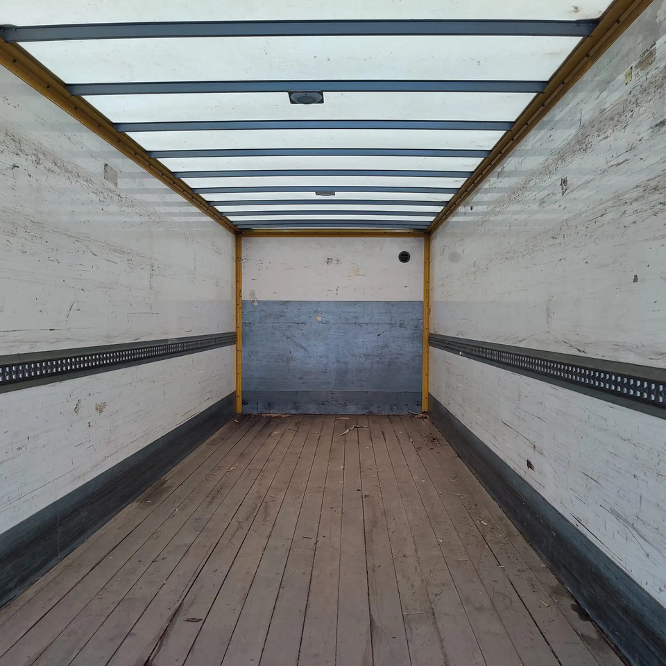 CENTINA ALLESTIMENTO A TERRA USATO - Kravas kaste ar tentu: foto 2 CENTINA ALLESTIMENTO A TERRA USATO - Kravas kaste ar tentu: foto 2