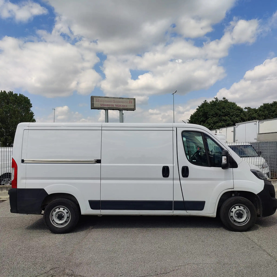 FIAT DUCATO L1H1 140 - Kravas mikroautobuss: foto 2 FIAT DUCATO L1H1 140 - Kravas mikroautobuss: foto 2