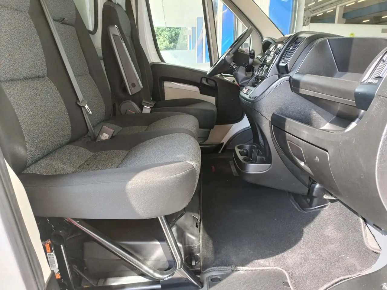 Interior photo 1:  FIAT DUCATO MAXI līzingu FIAT DUCATO MAXI