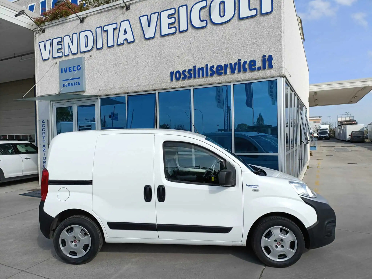 FIAT FIORINO SX - Kravas mikroautobuss: foto 1 FIAT FIORINO SX - Kravas mikroautobuss: foto 1