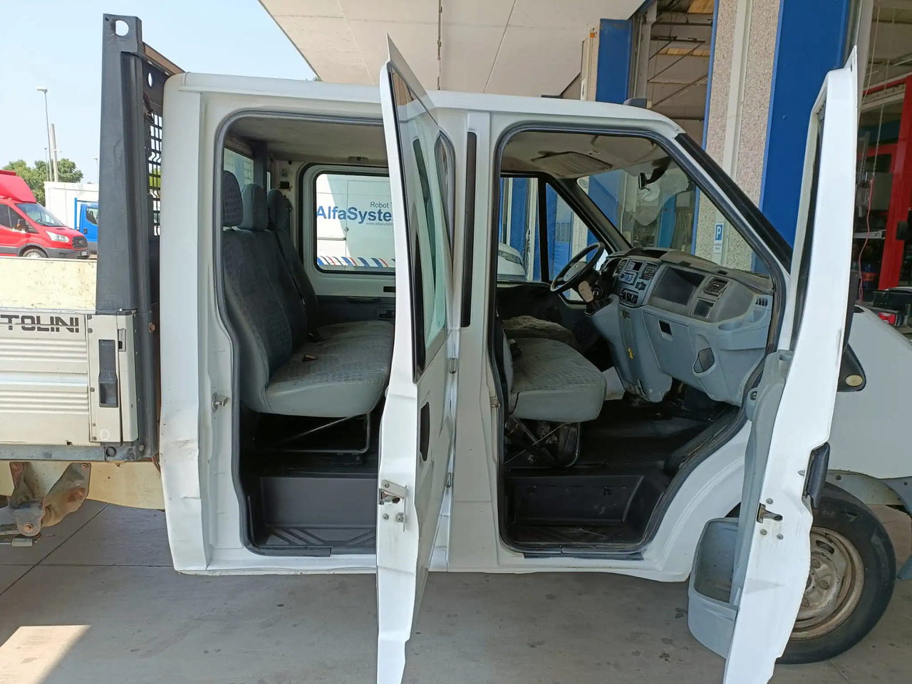 Automašīna ar kravas platformu FORD TRANSIT DOPPIA CABINA: foto 13