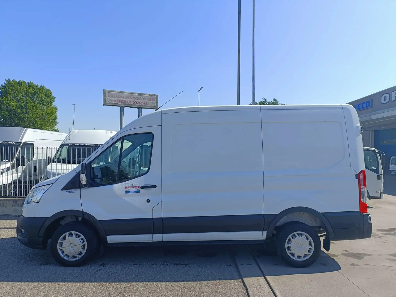 FORD TRANSIT FURGONE STANDARD - Kravas mikroautobuss: foto 4 FORD TRANSIT FURGONE STANDARD - Kravas mikroautobuss: foto 4