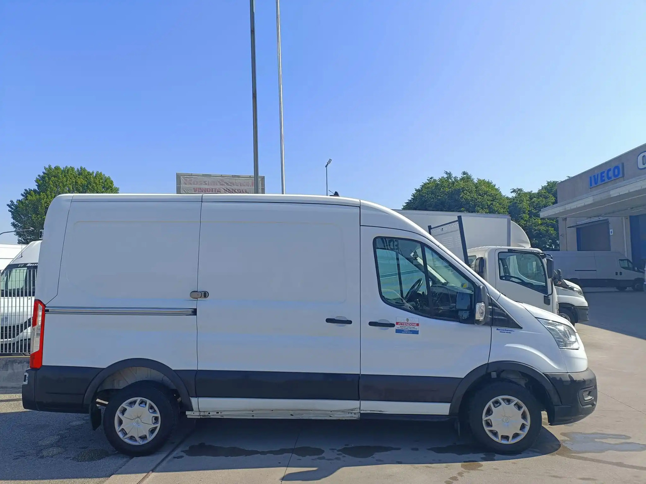 FORD TRANSIT FURGONE STANDARD - Kravas mikroautobuss: foto 3 FORD TRANSIT FURGONE STANDARD - Kravas mikroautobuss: foto 3