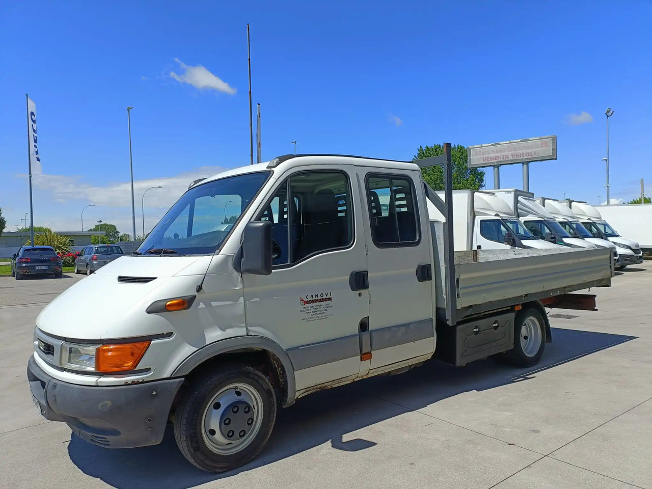 IVECO DAILY 35C11 - Automašīna ar kravas platformu: foto 2 IVECO DAILY 35C11 - Automašīna ar kravas platformu: foto 2