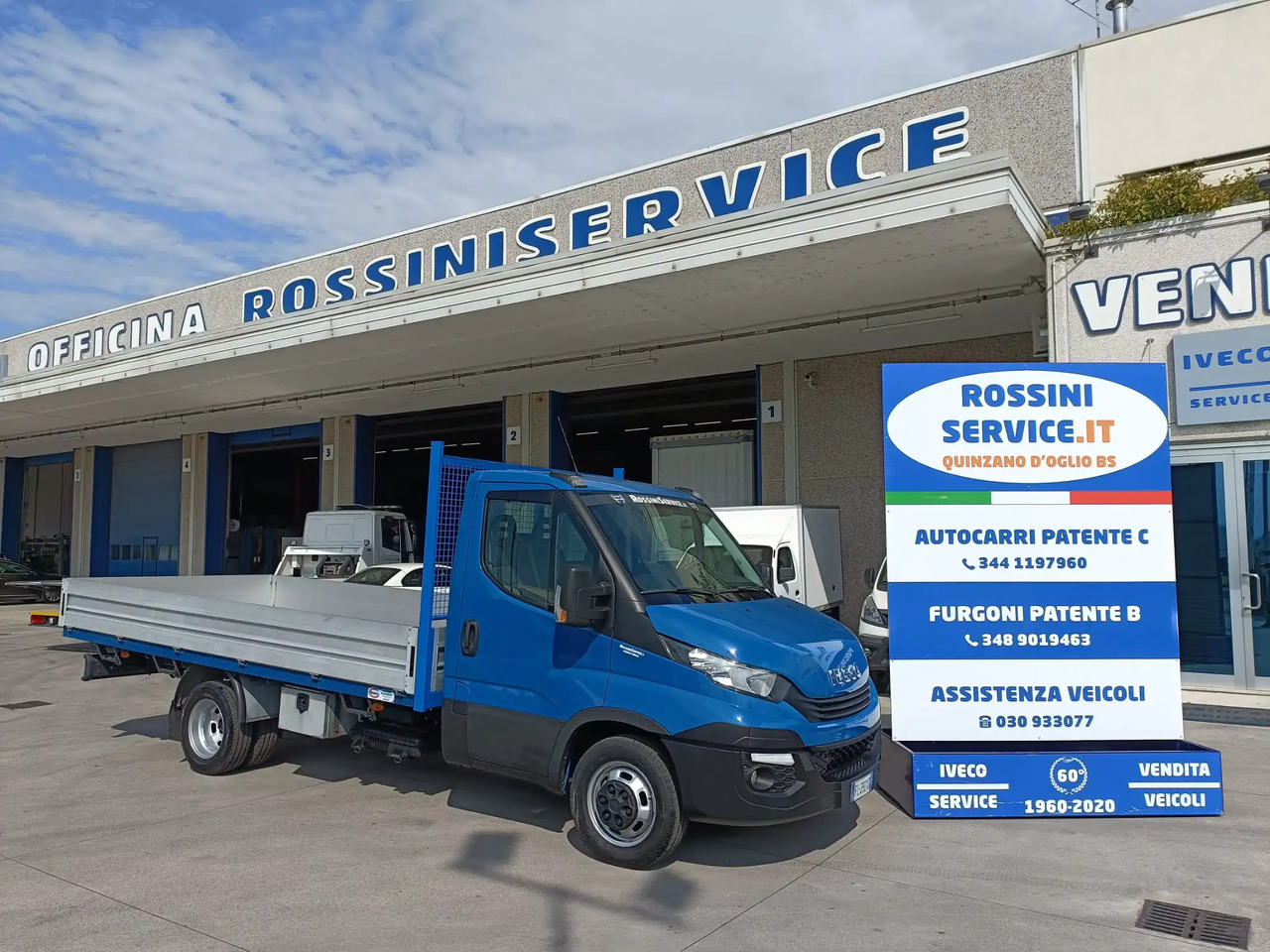 IVECO DAILY 35C15 - Automašīna ar kravas platformu: foto 1 IVECO DAILY 35C15 - Automašīna ar kravas platformu: foto 1