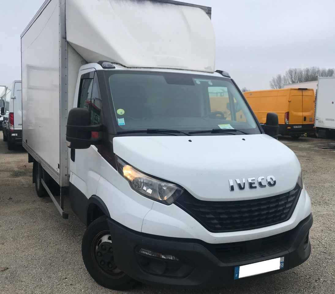 IVECO DAILY 35C16 3.0L - Furgons ar slēgtā virsbūve: foto 1 IVECO DAILY 35C16 3.0L - Furgons ar slēgtā virsbūve: foto 1