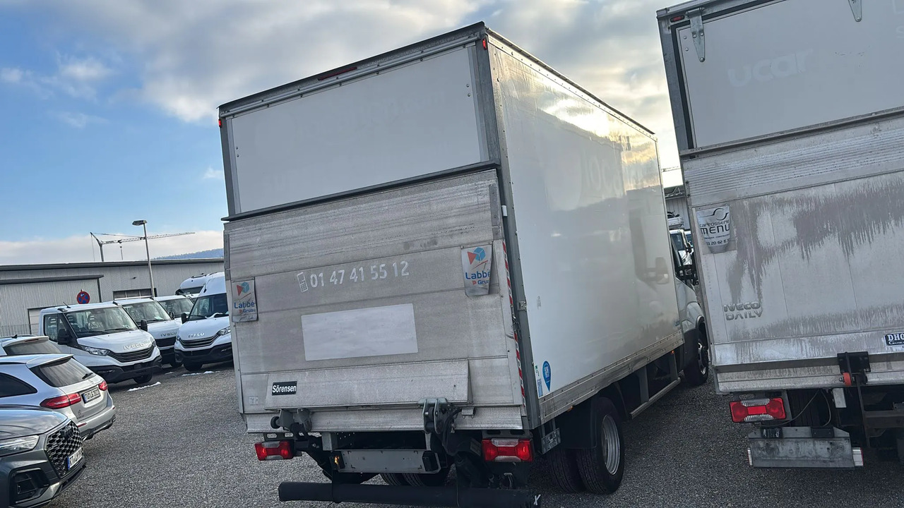 IVECO DAILY 35C16 - Furgons ar slēgtā virsbūve: foto 2 IVECO DAILY 35C16 - Furgons ar slēgtā virsbūve: foto 2