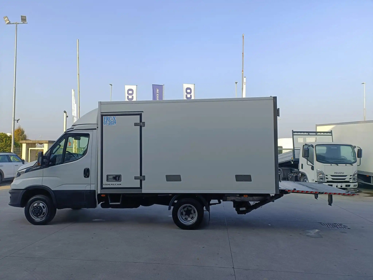 IVECO DAILY 35C21 A8 FRIGO FRCX 3.0 - Komercauto refrižerators: foto 3 IVECO DAILY 35C21 A8 FRIGO FRCX 3.0 - Komercauto refrižerators: foto 3
