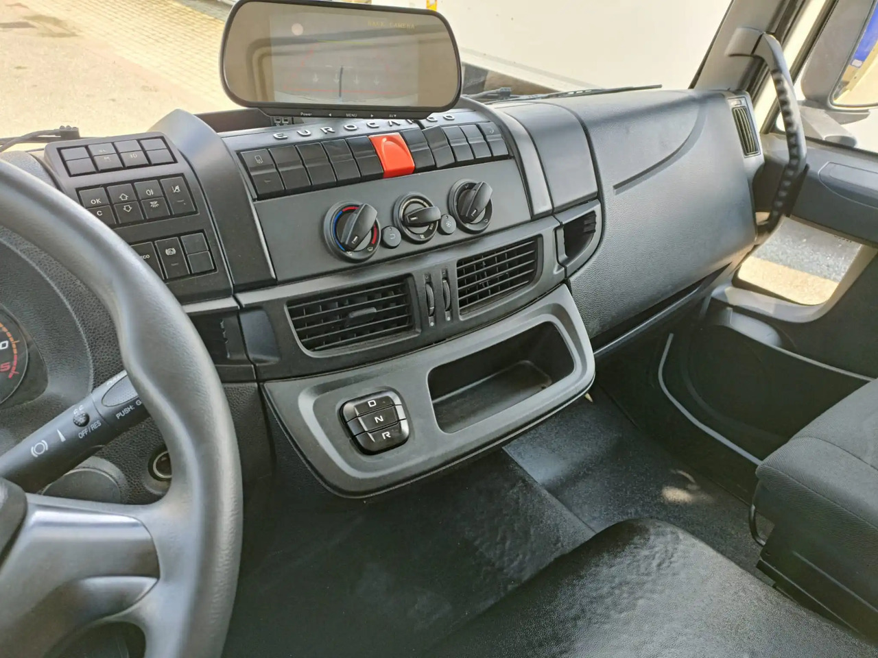 Šasija kravas automašīna IVECO EUROCARGO 120E19P: foto 7